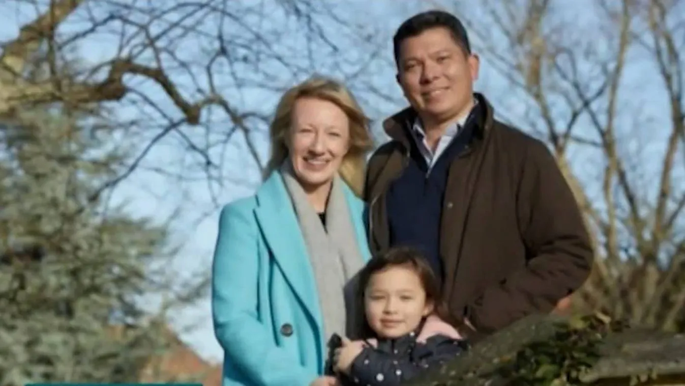 Holtan feküdt egymás mellett anya és lánya