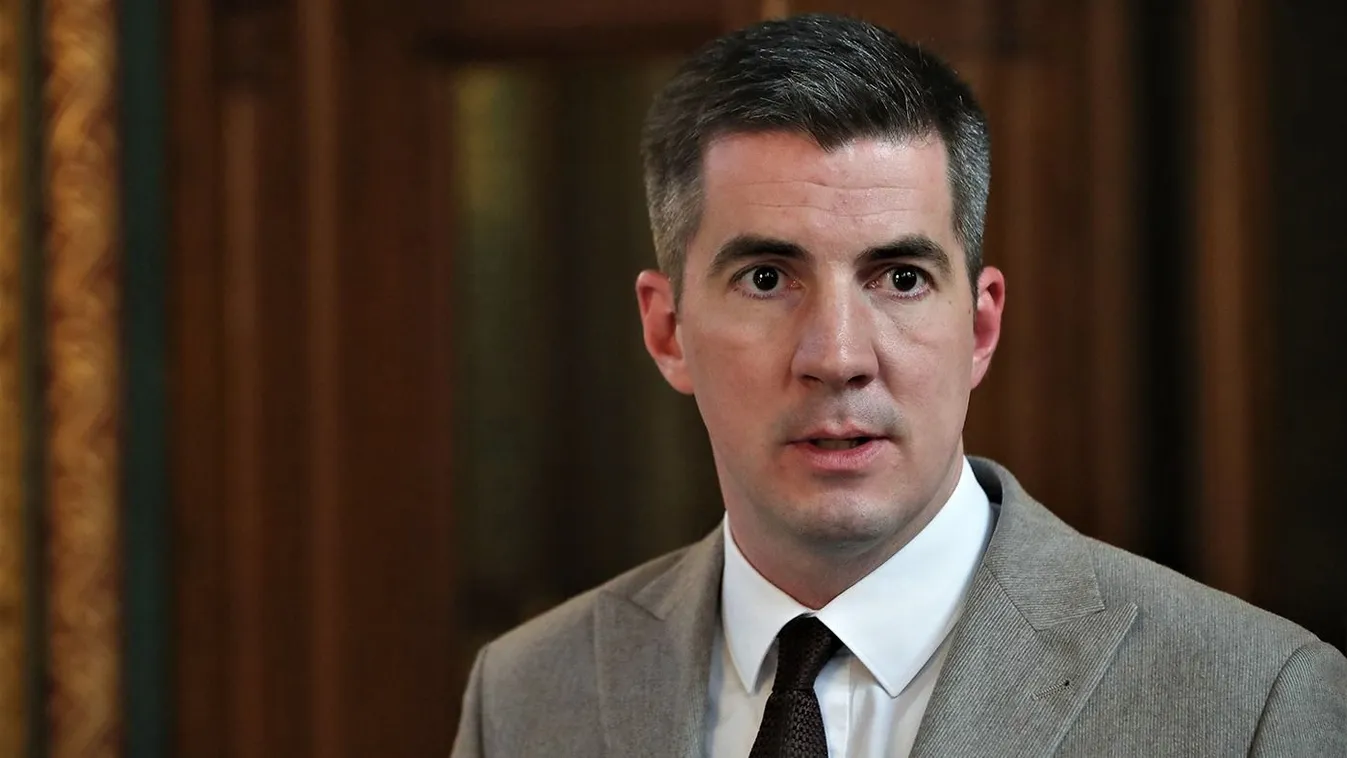 Kocsis Máté: elkötelezettek vagyunk a béke mellett