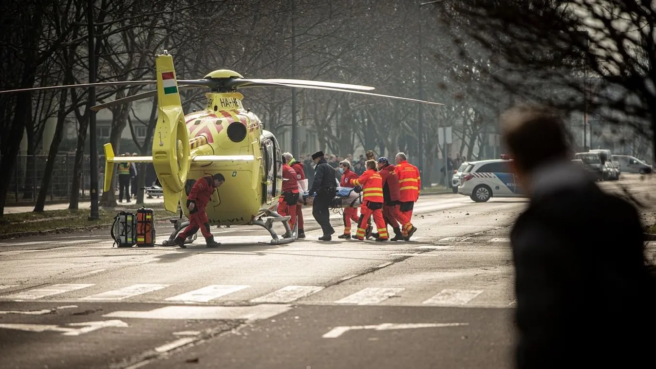 Kizuhant egy ember a negyedik emeletről Békéscsabán