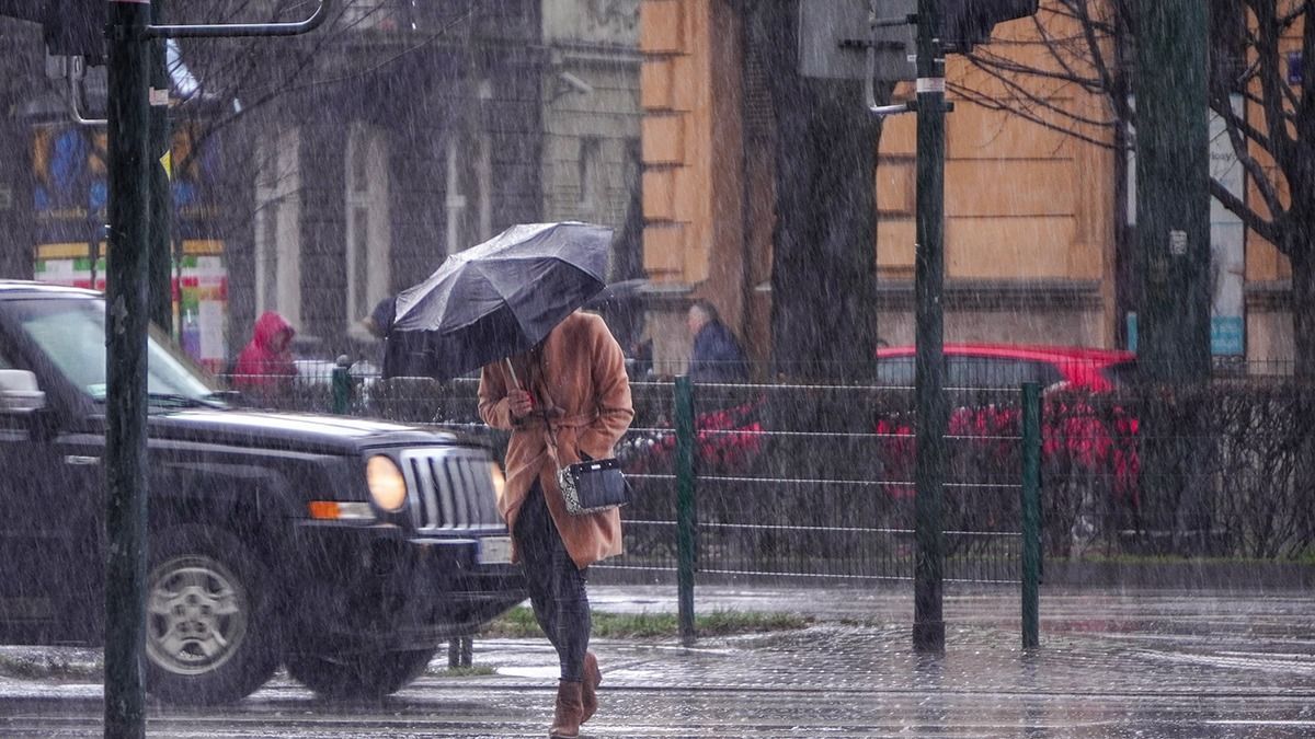 Kegyetlen vihar csap le az országra: hétfőn már itt a hó