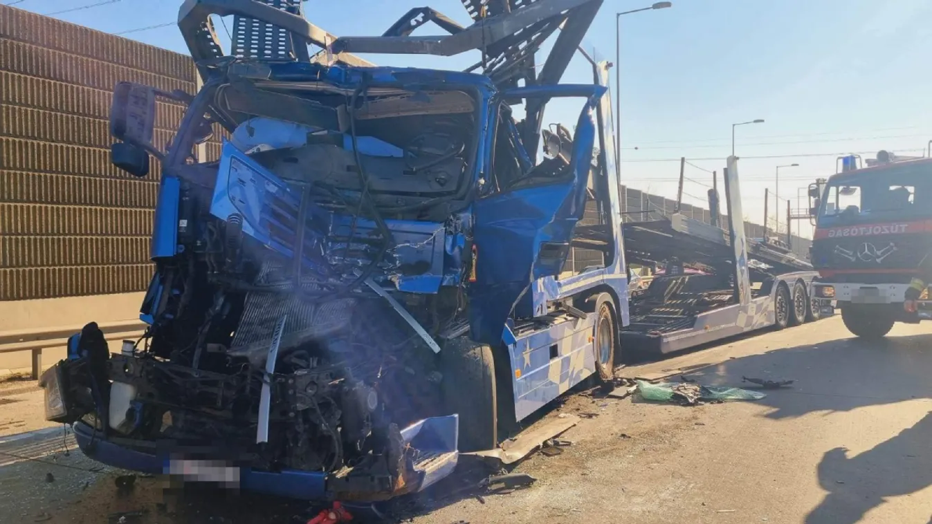 Durva baleset az M0-son: két kamion ütközött