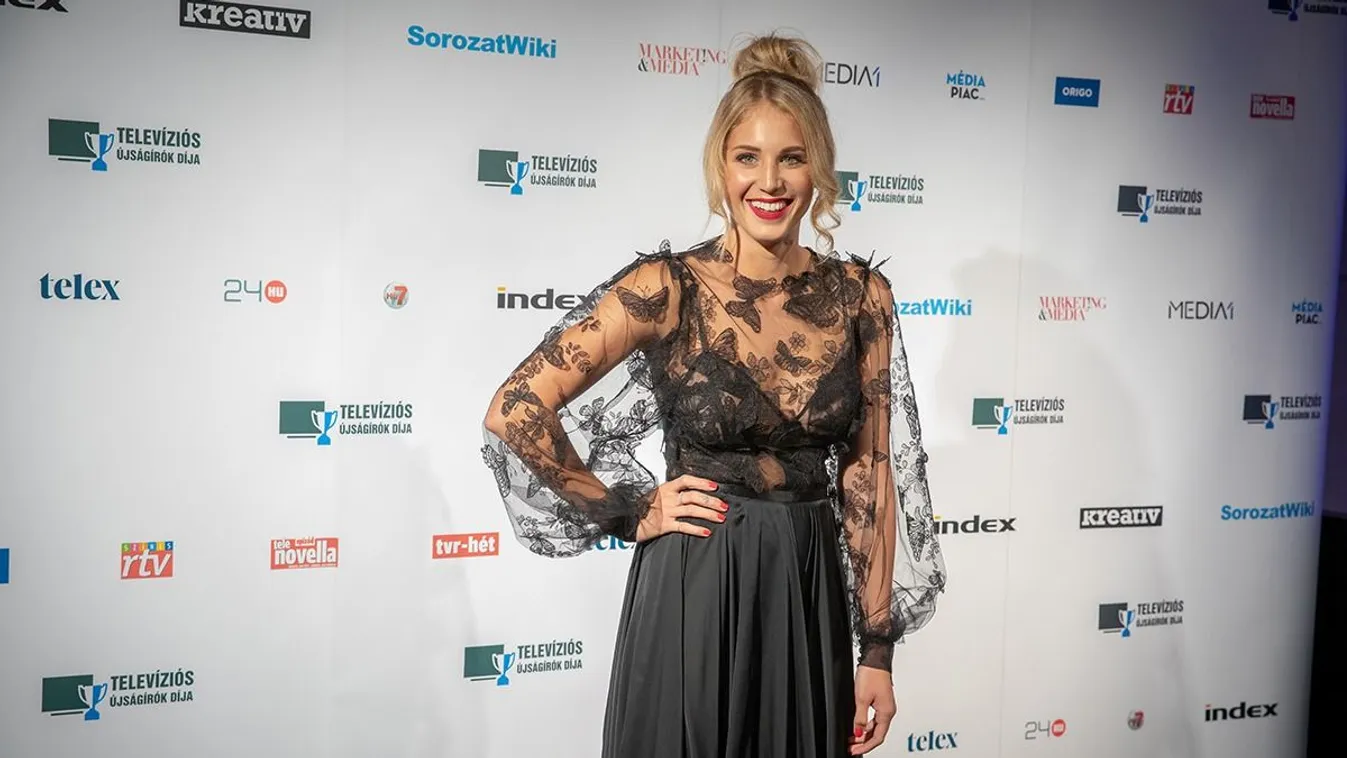 GPS nyakörvet kapott Nyári Dia kutyusa