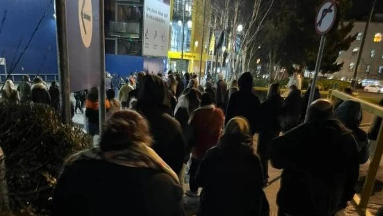 Menekítették az embereket az IKEÁ-ból, lezárták az épületet