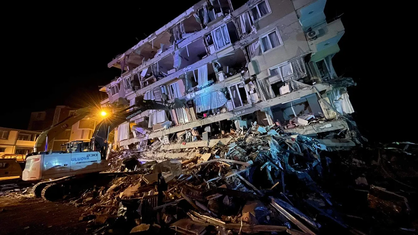 "Nyugodj meg, Szelma!" - Drámai megmenekülés a romok alól