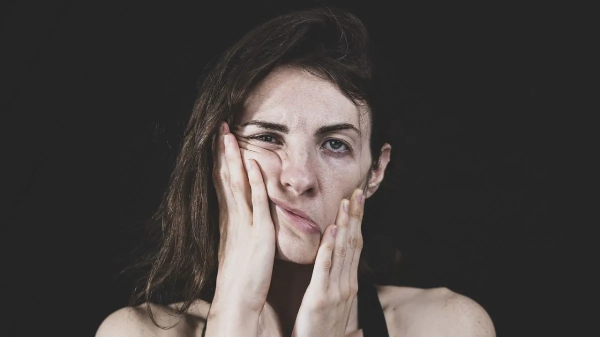 időjárás, meteogyógyász, stressz, frusztráció, nő, fiatal, baj, fejfájás, 