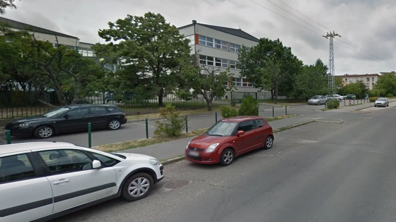 Rendőrök vonultak ki egy szentendrei iskolához