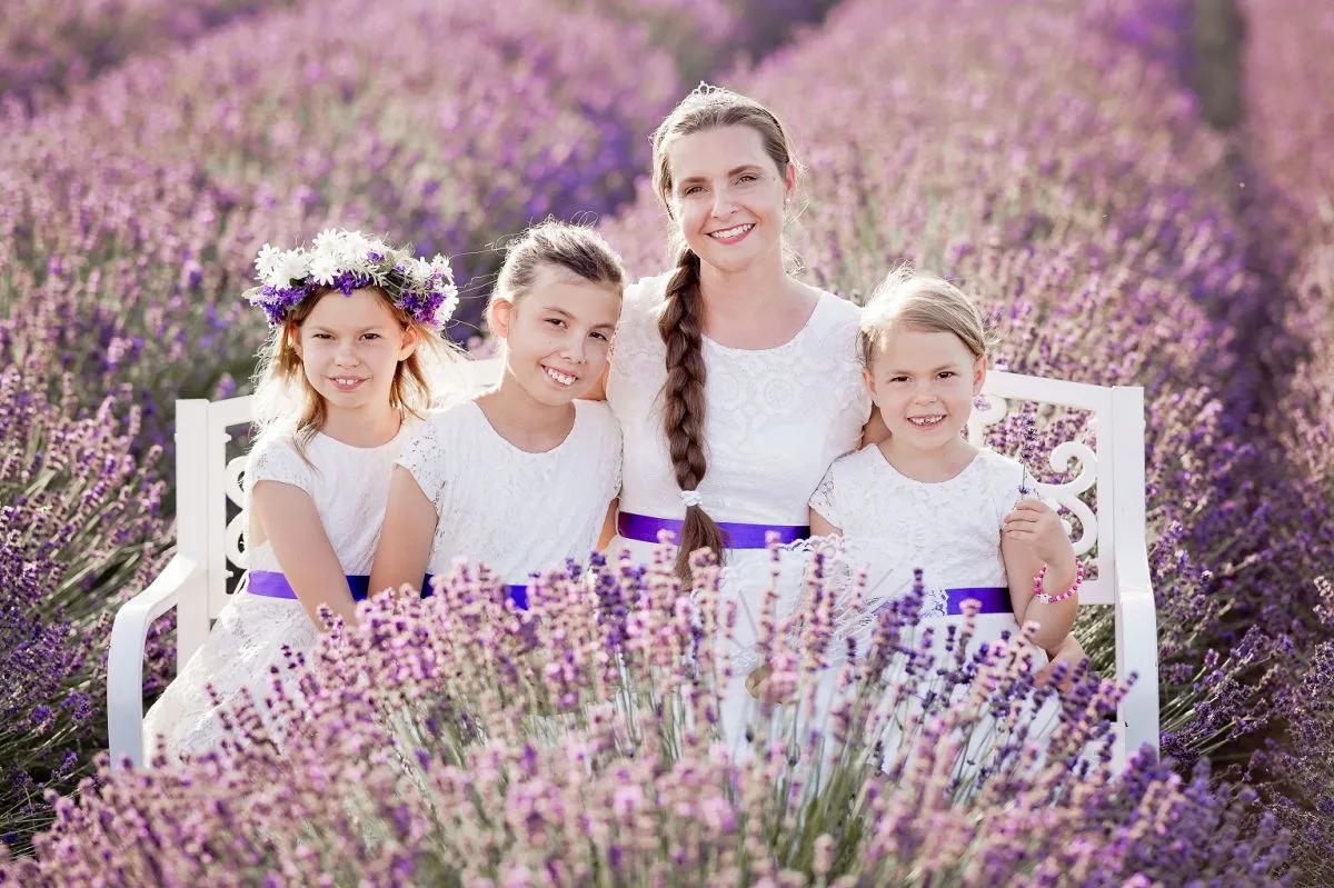 Lantos Viktória családjával