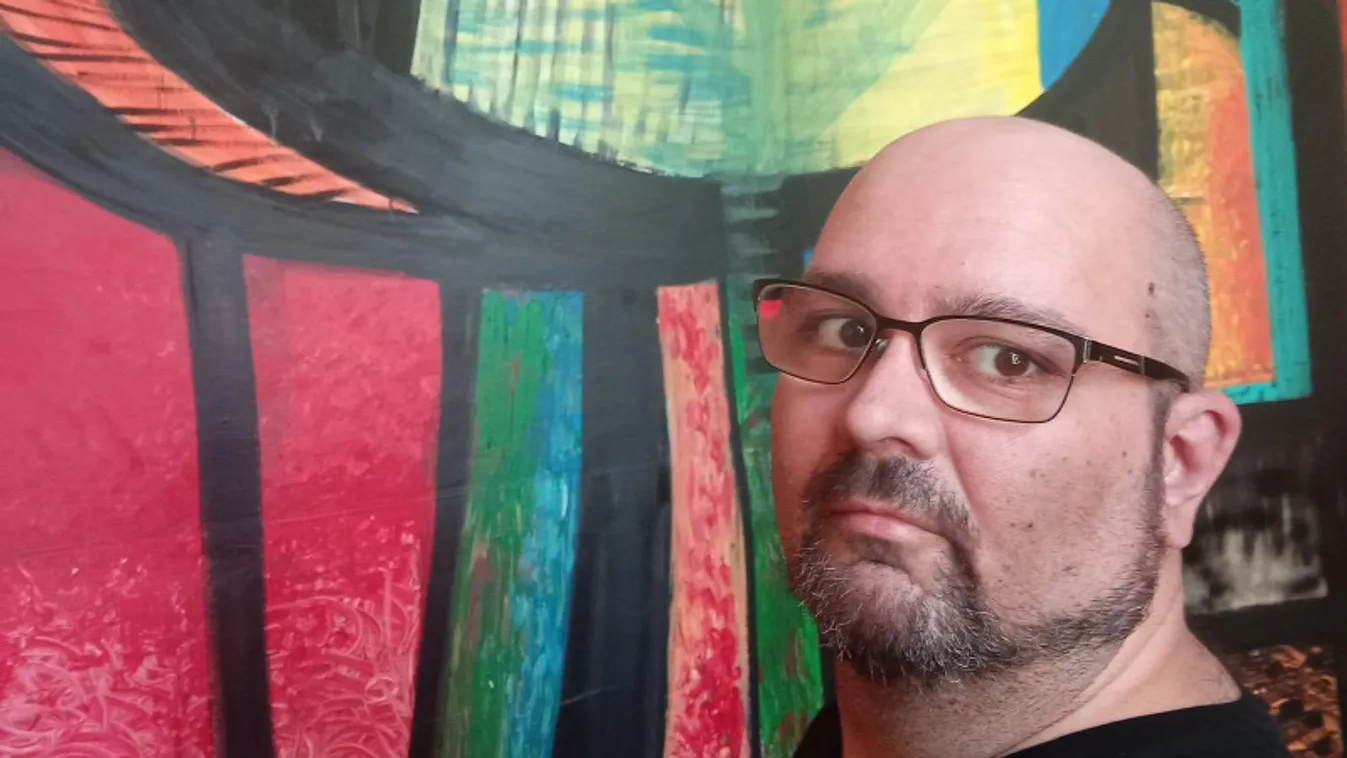 Gyerekeket is zaklathatott a fiatal fiúkat megrontó tanár