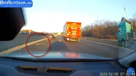 Az életünk múlt rajta - tömeges balesetet okozott az elszabadult targoncavilla az M0-son