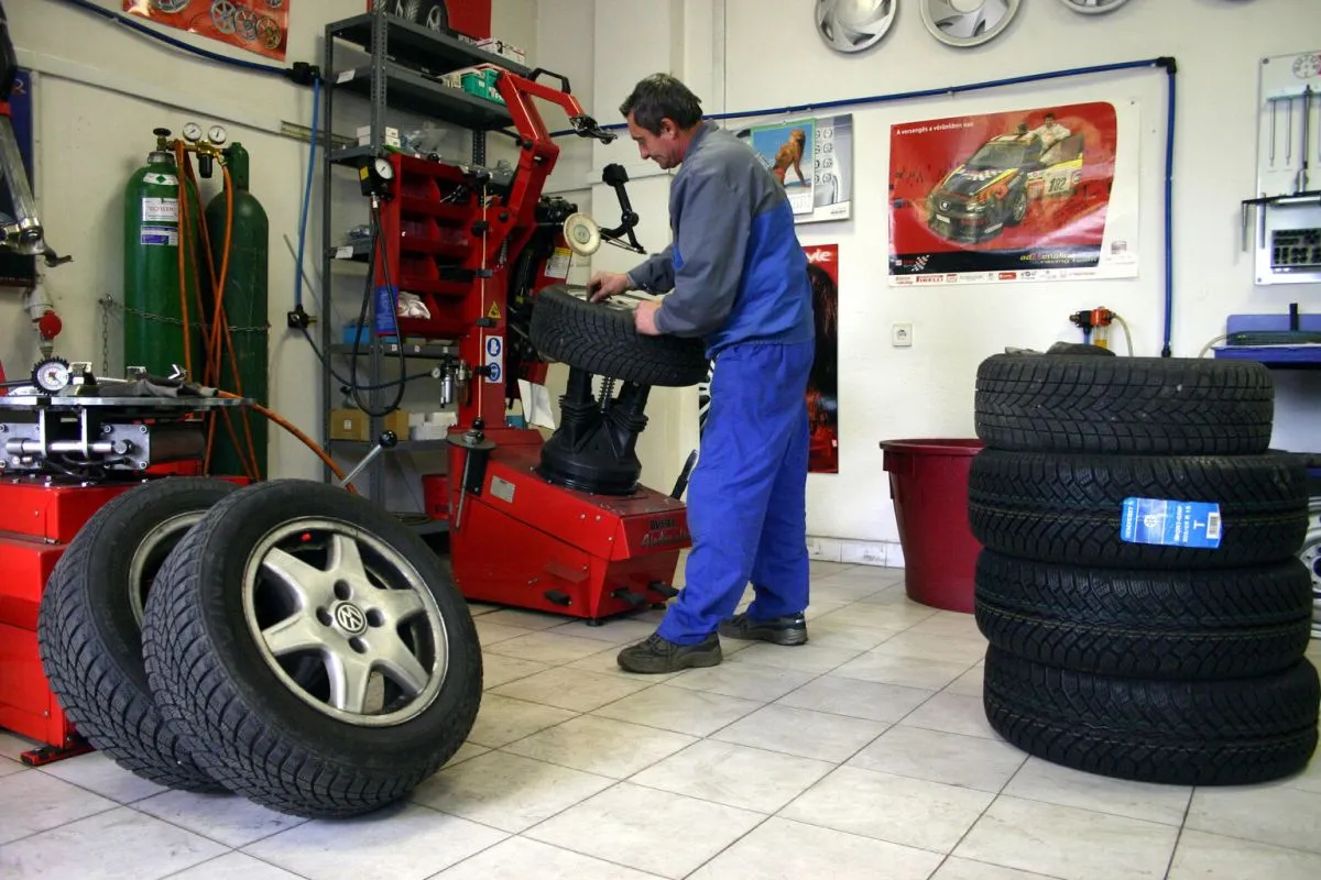 gumi,abroncs, kerék,gumicsere,nyári gumi