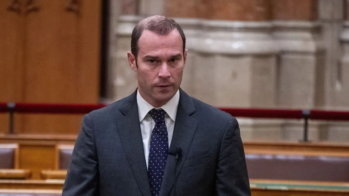 A dollárbaloldalt  megvették 4 milliárdért