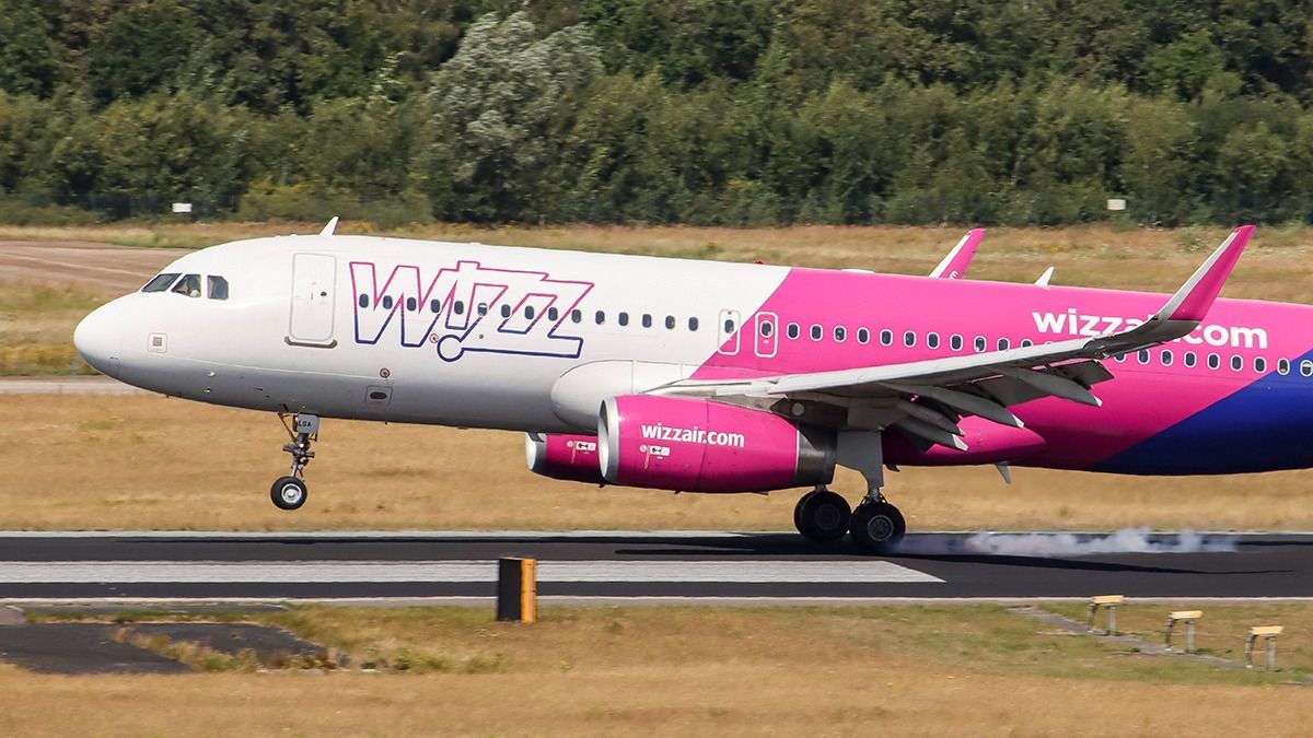 Wizz Air Airbus A320 Aircraft Landing In Eindhoven