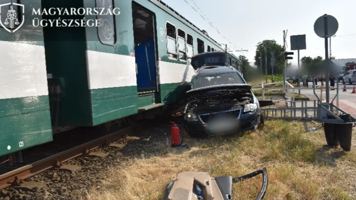  Durva baleset: HÉV-vel ütközött a sofőr, 4-en megsérültek