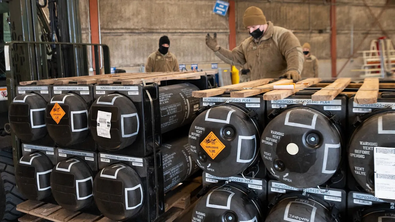 Vizsgálat indult a Kijevnek küldött amerikai segélyek miatt