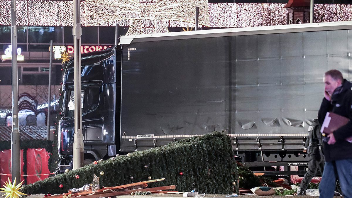 Több mint 600 potenciális terrorista lehet Németországban