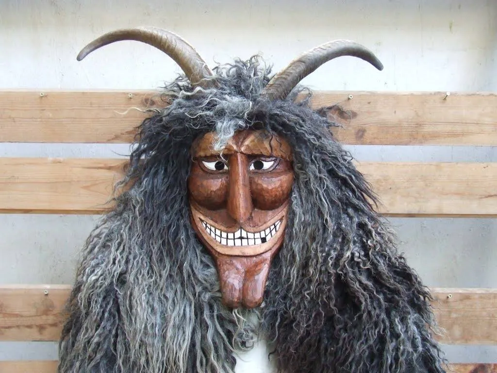 Baráth Gábor busómaszkja