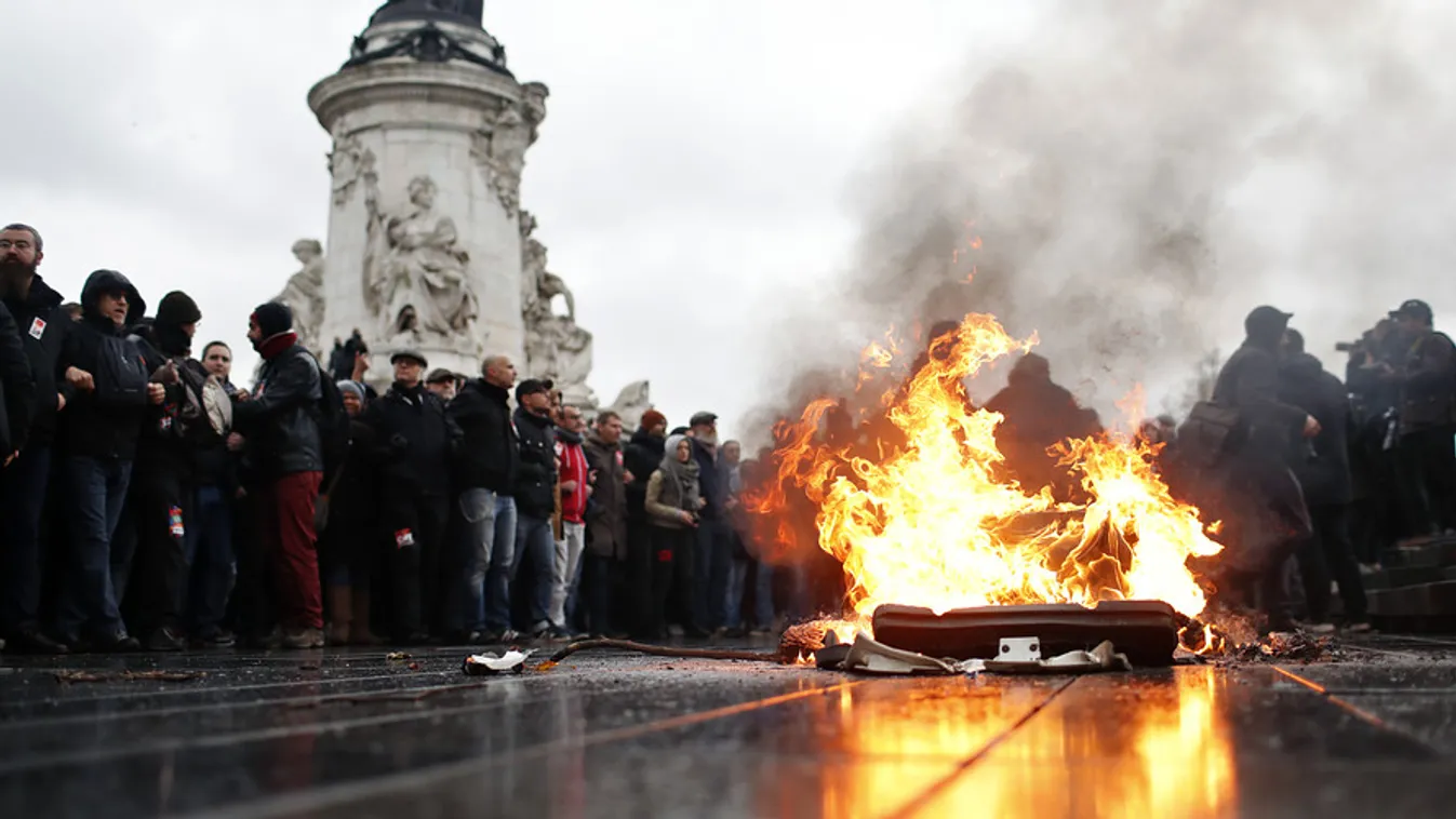 Tovább folytatódnak a zavargások Párizsban