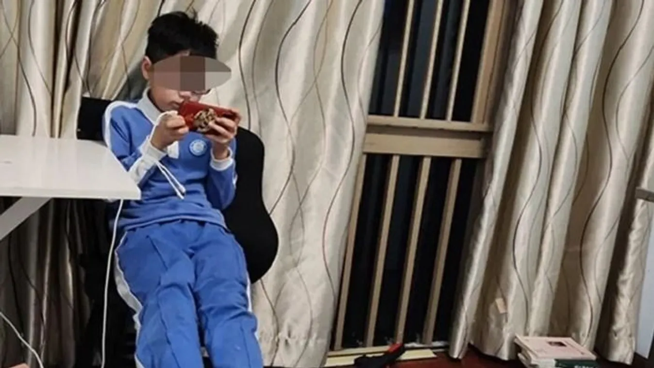 Lebukott a játékfüggő kisfiú, büntetést kapott