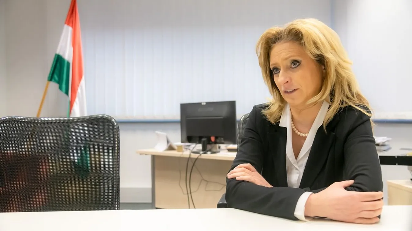 A Holdért folyik az űrverseny