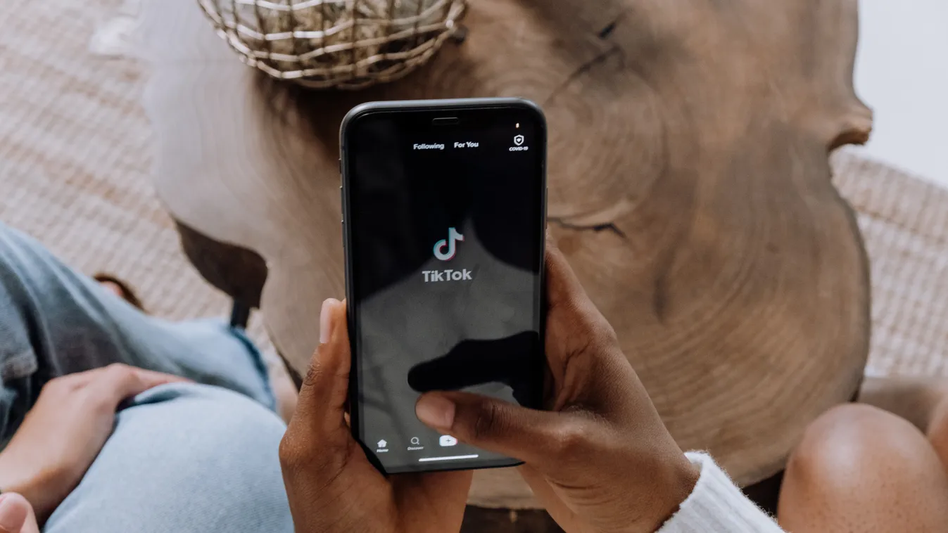 Csupán 30 éves volt az elhunyt dögös  TikTok-sztár