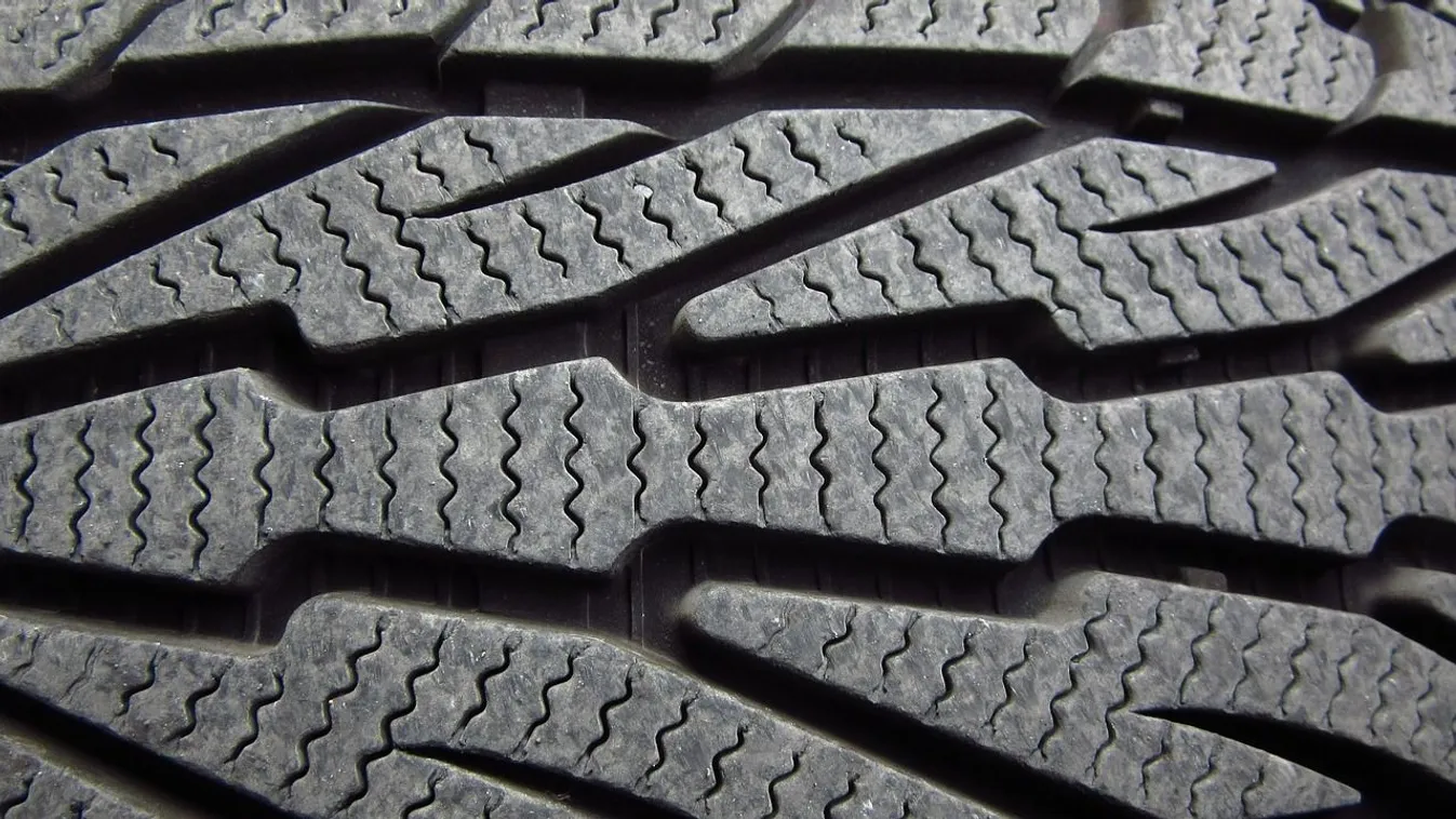 Itt az első 2023-as nyárigumi teszt