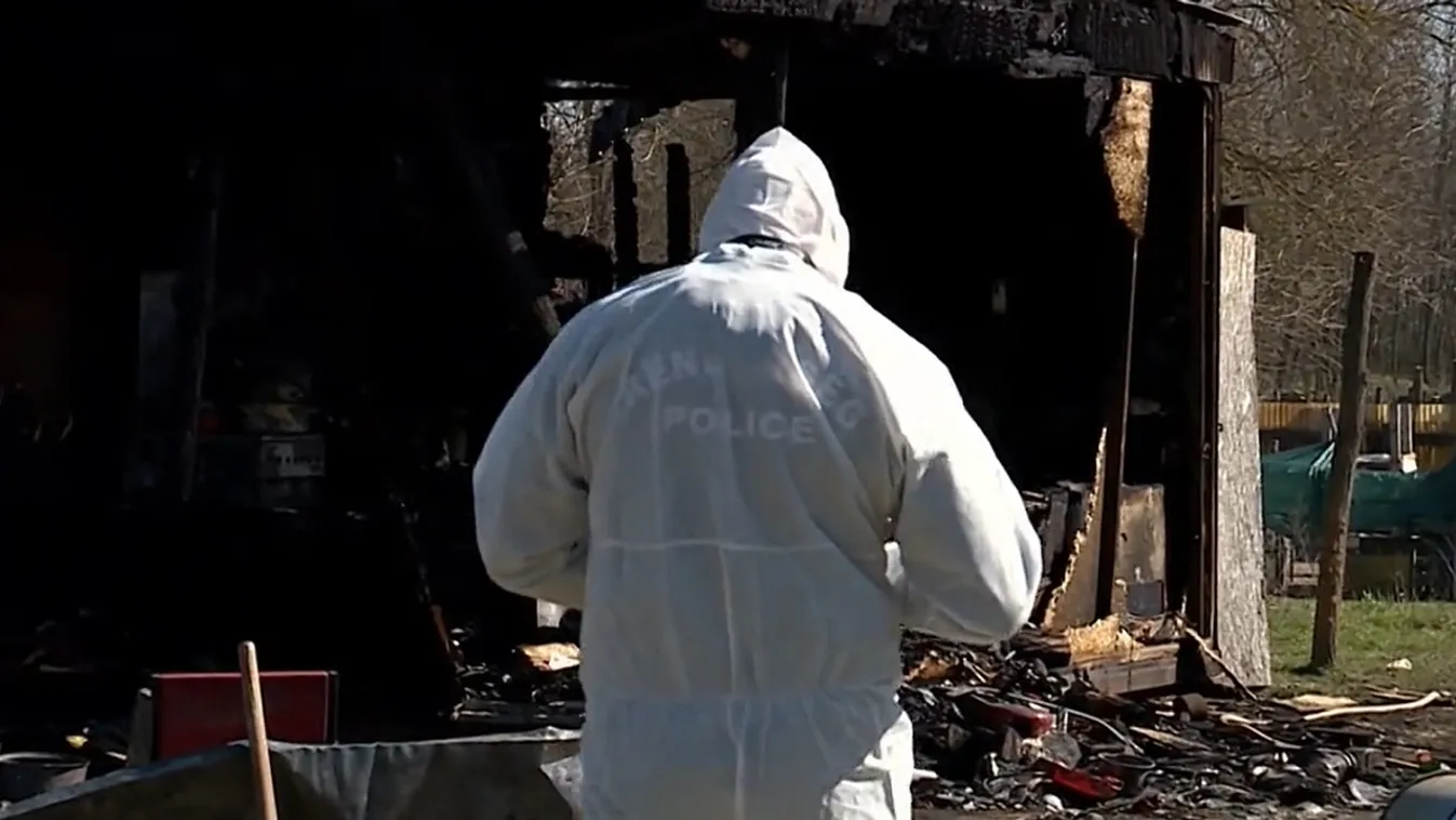 Égő otthonában rekedt a 23 éves Barbara és szerelme