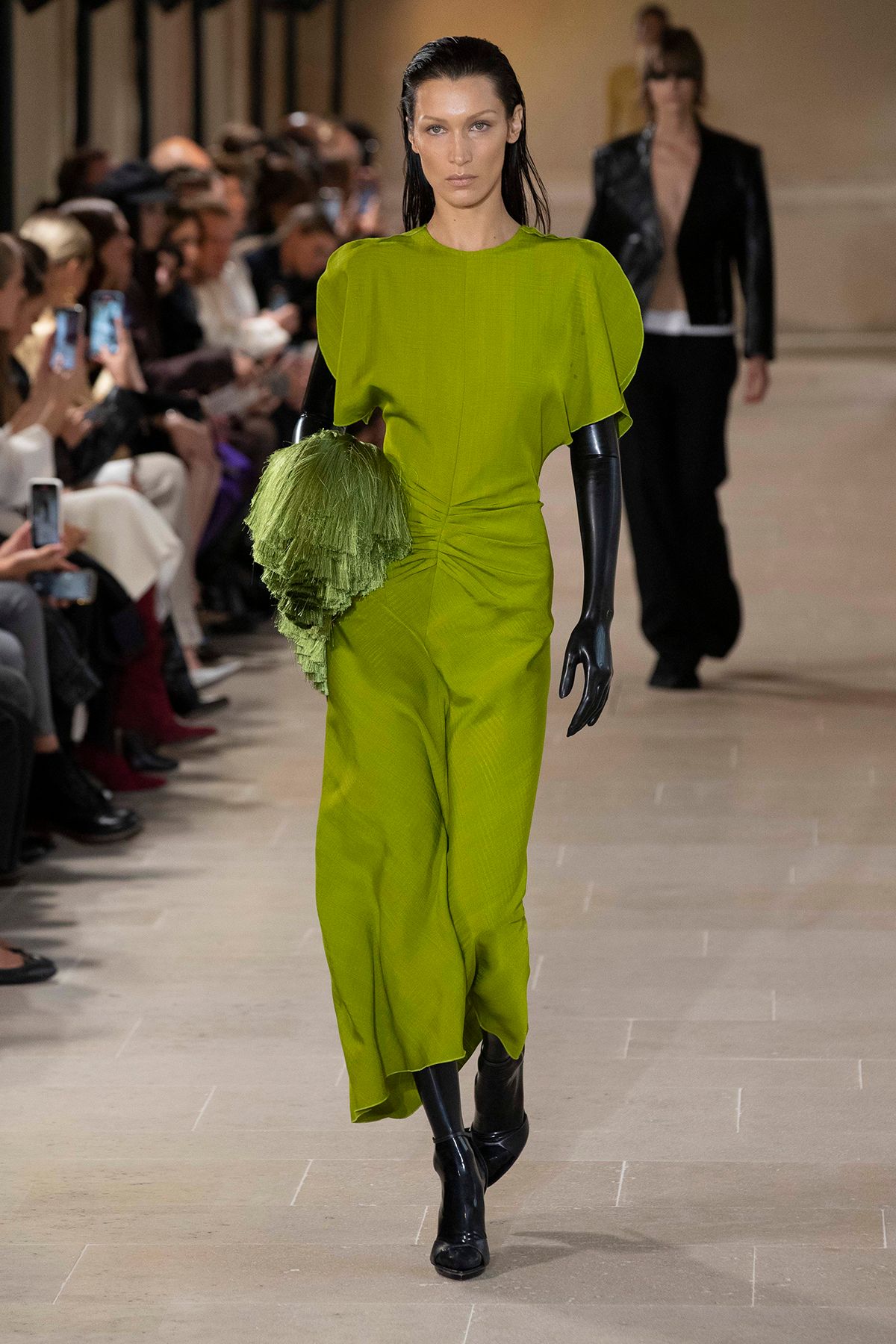 Victoria Beckham - Runway - Spring Summer 2023 Paris Fashion Week