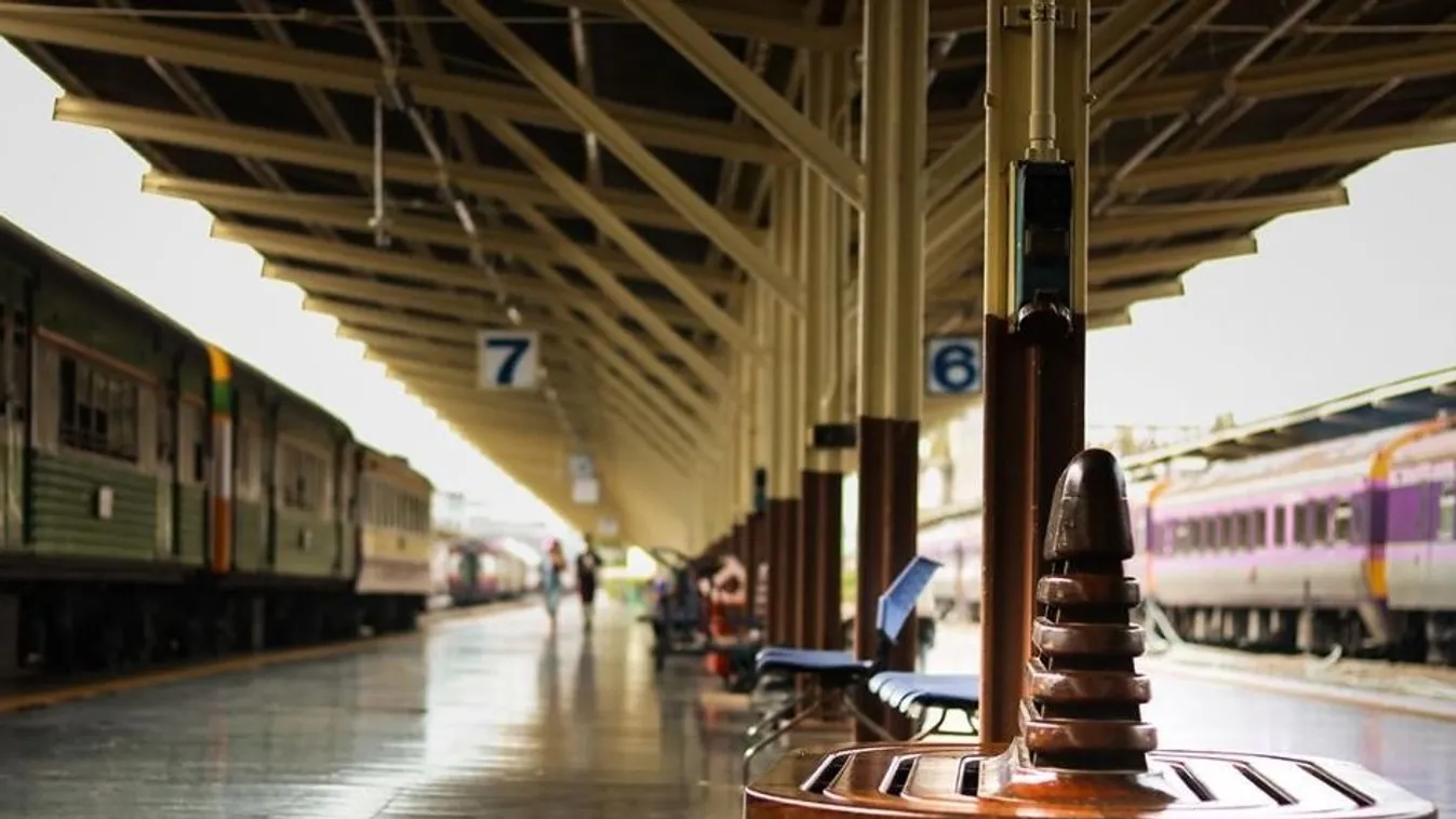 Pályaudvaron estek egymásnak, börtön lett a vége