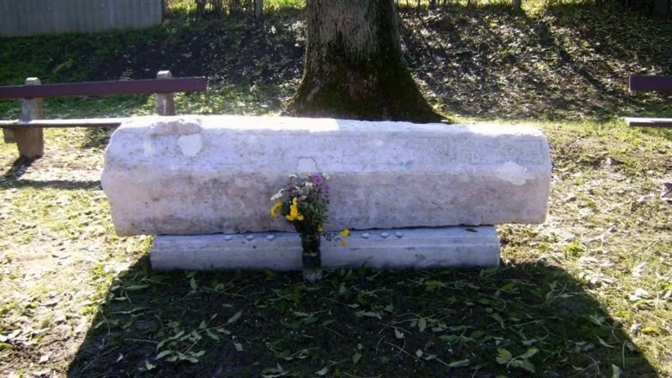 Többször újra kellett temetni az elátkozott enyingi lányt