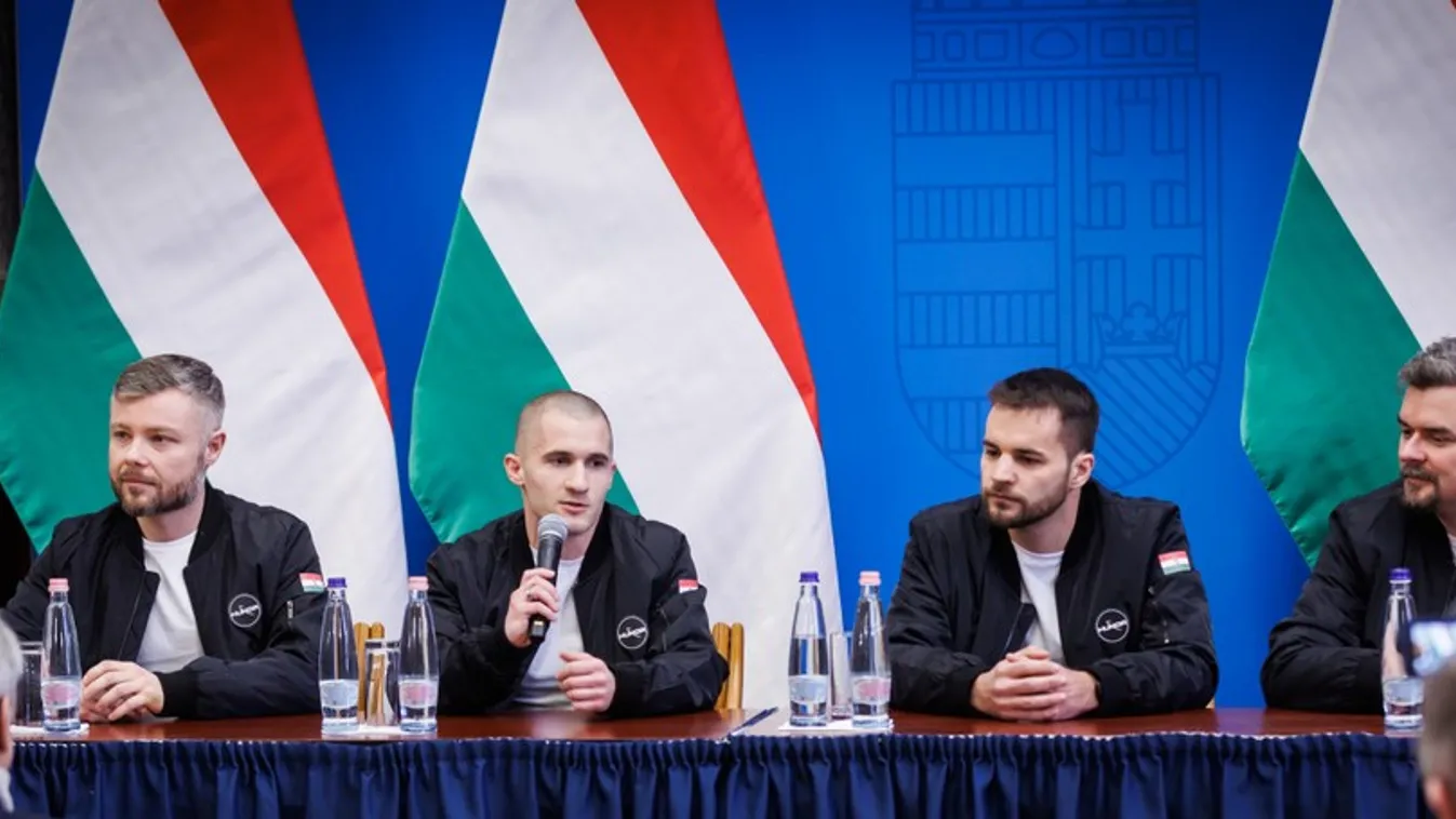 Itt a négy magyar űrhajós(jelölt)!