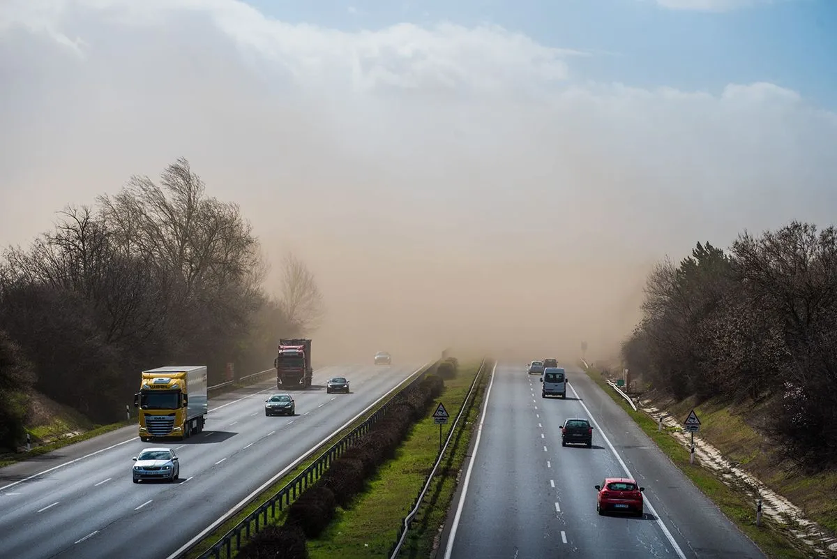 tömegbaleset
m1 autopálya baleset