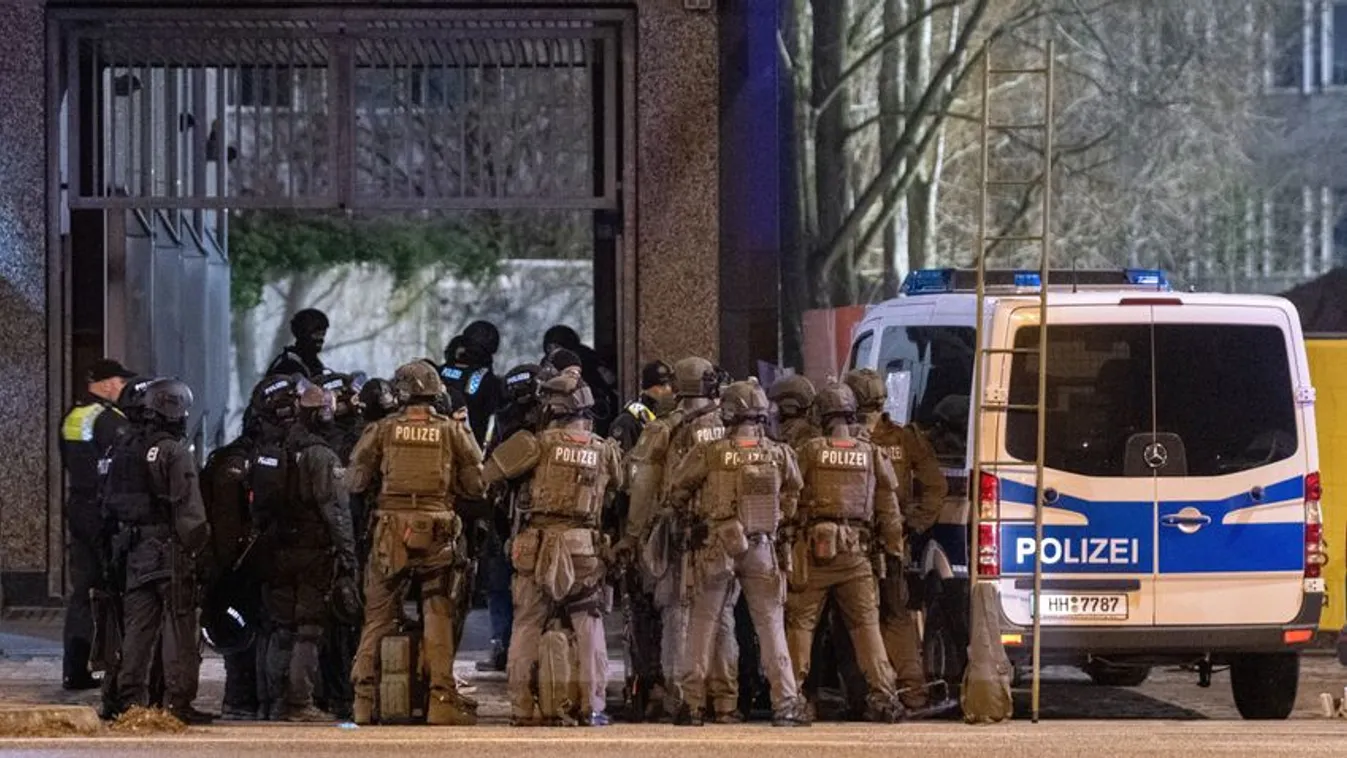 Nyolc embert gyilkoltak meg Hamburgban