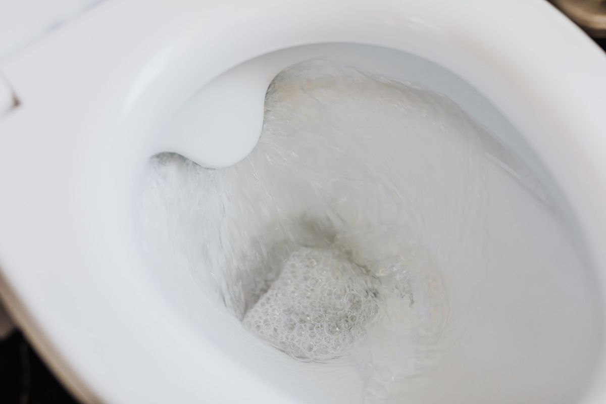 WC vécé toalett mellékhelyiség pisilés sablon