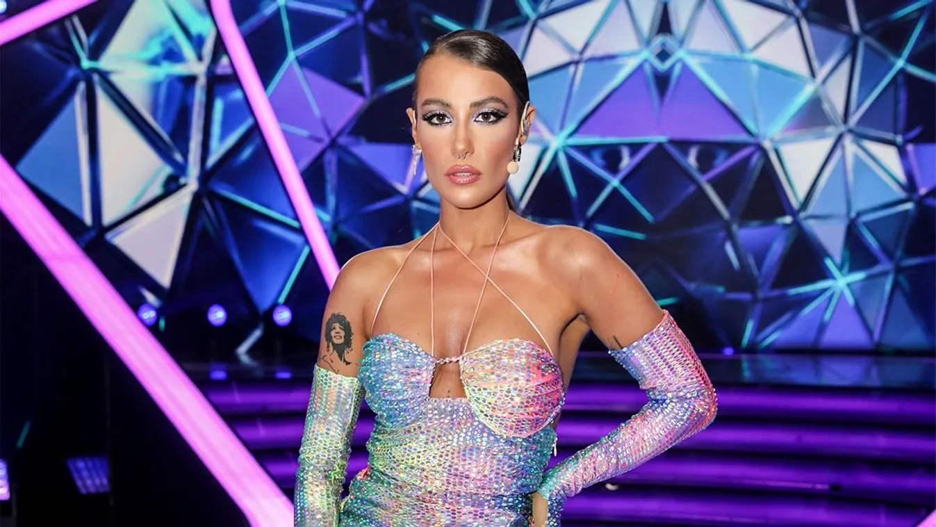  Sztárban Sztár: szexi sellőnek öltözött Tóth Andi