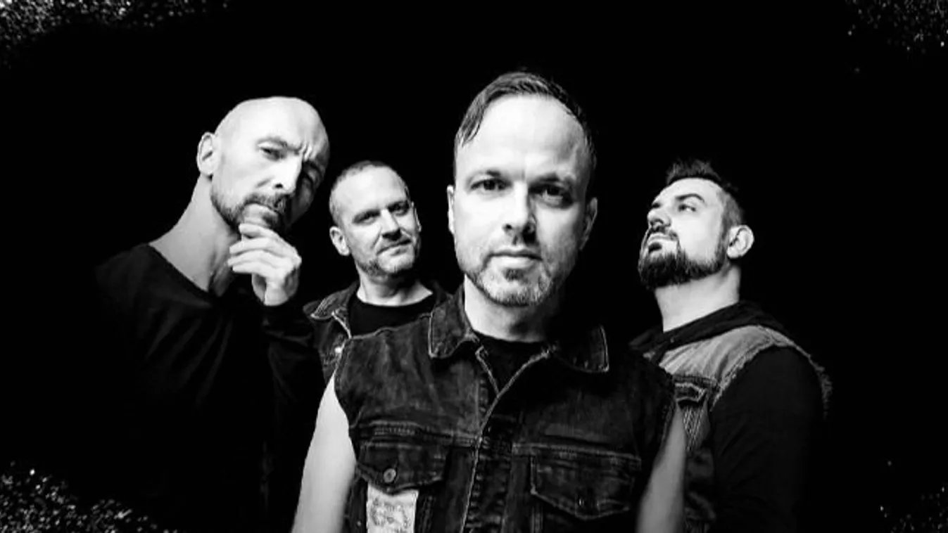 Sosem látott módon ünnepli 30. születésnapját a magyar banda