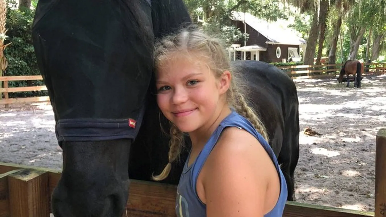 114-szer szúrta meg osztálytársa a 13 éves kislányt