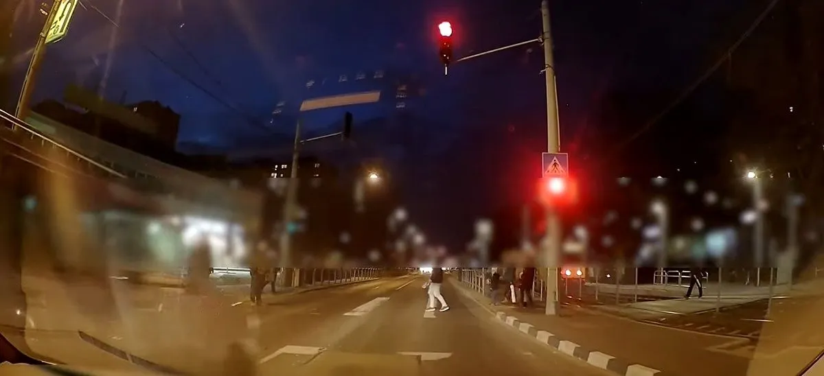 Piros lámpa áthajtás