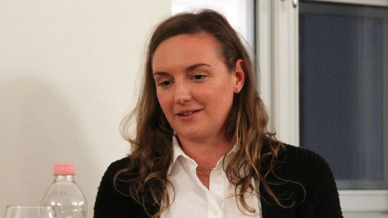 „Már a gyermek nemét is tudják” – közel Hosszú bejelentése