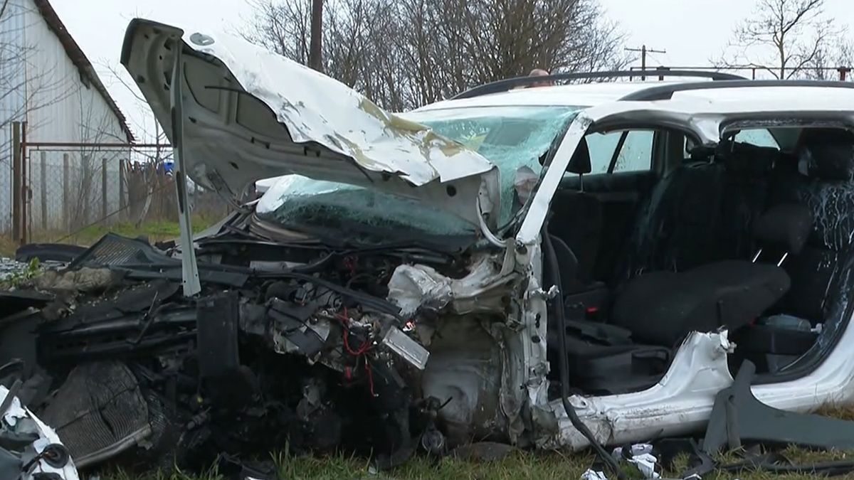 Szívszorító részletek: anya és fia halt meg a jakabszállási balesetben - videó