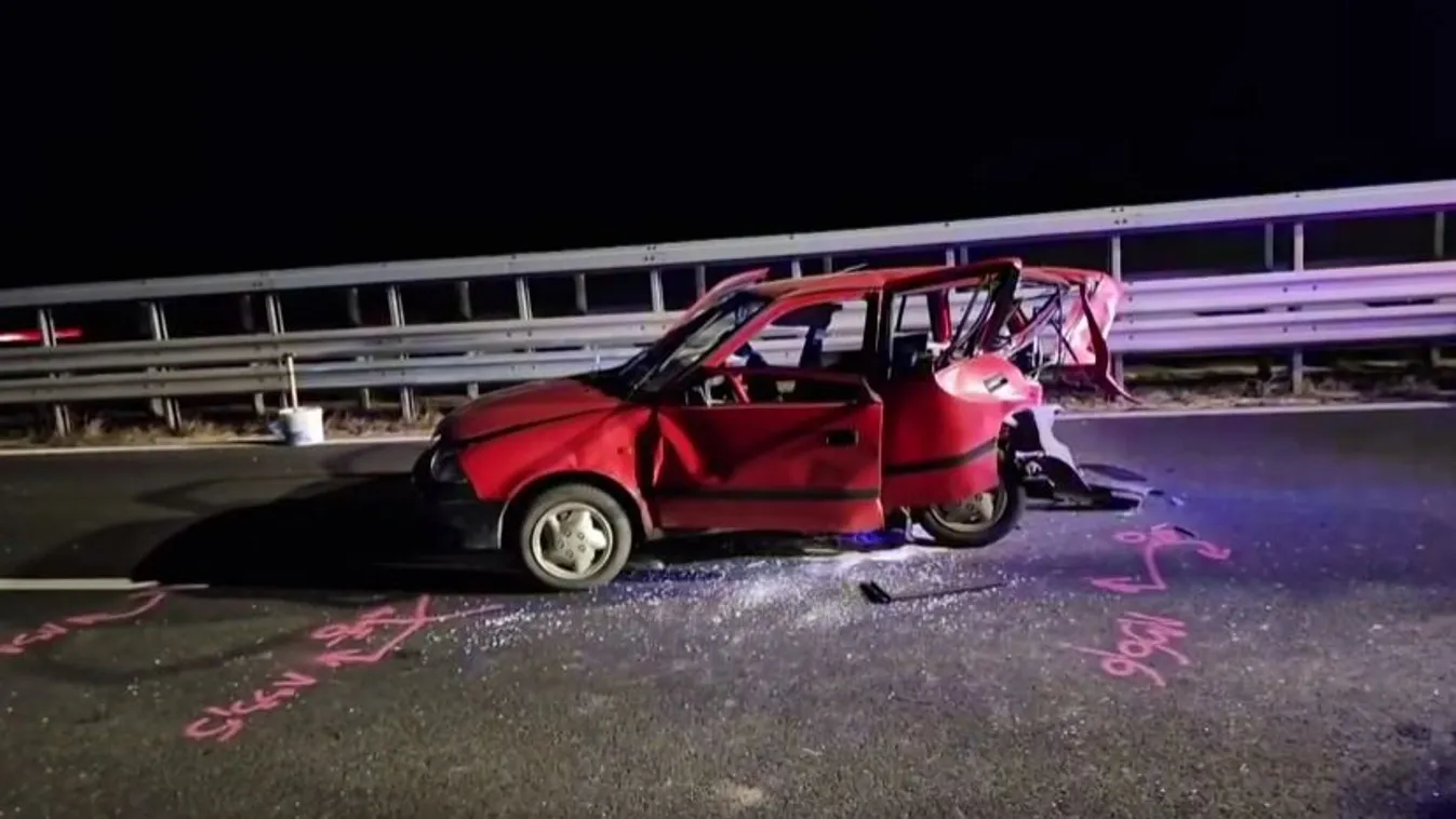 Hős fiatalok mentették ki az idős sofőrt Répcelaknál