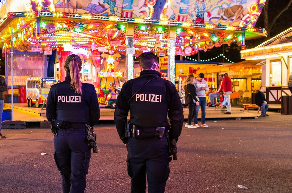 Frankfurt,Am,Main,,Germany,-,April,21,,2017:,Police,Officers