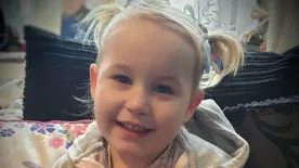 101 sérülést szenvedett: kétéves kislányt vert agyon a mostohaapa