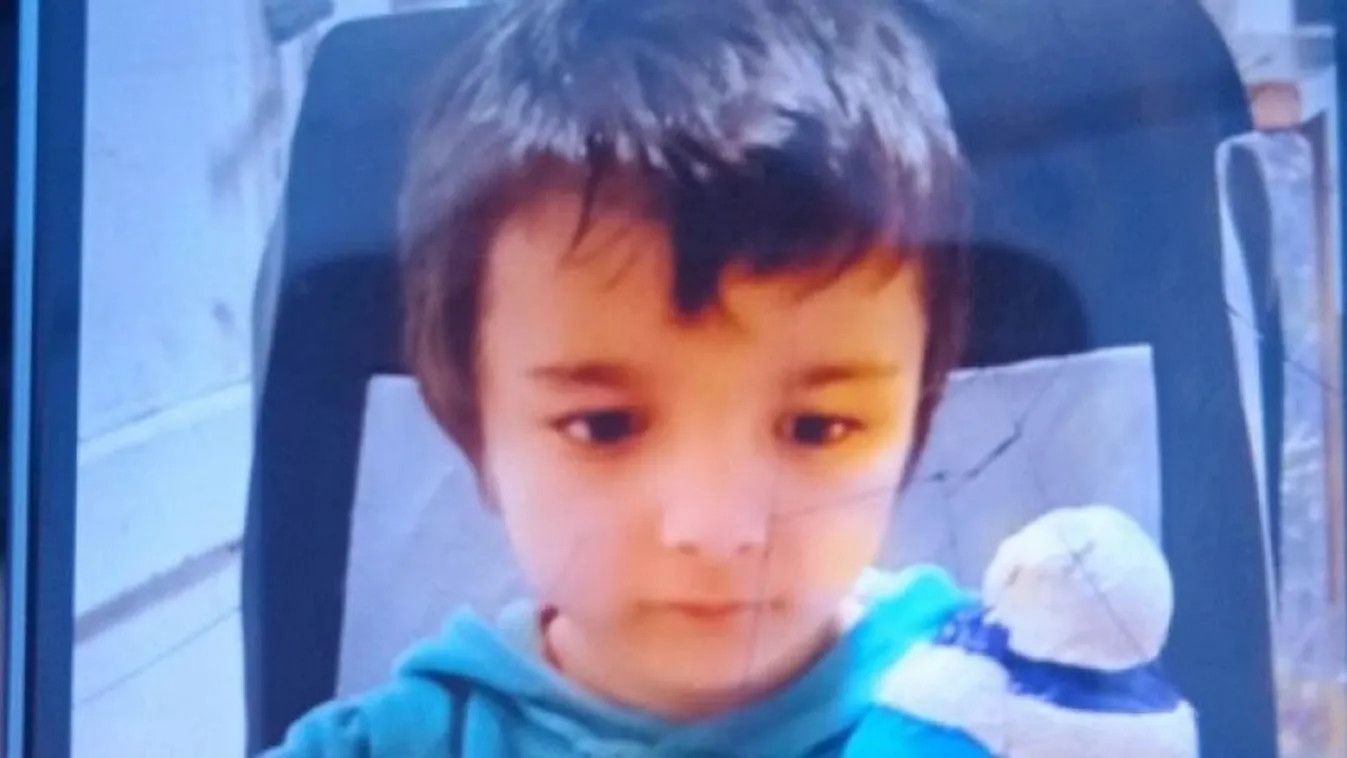 Most érkezett!  Megtalálták a tegnap eltűnt hatéves kisfiút