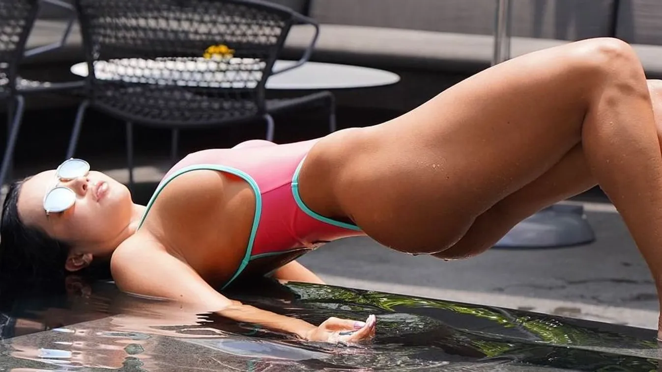 Egy szabad szemmel alig látható tanga, más semmi: Ledobta a melltartót a strand szépe