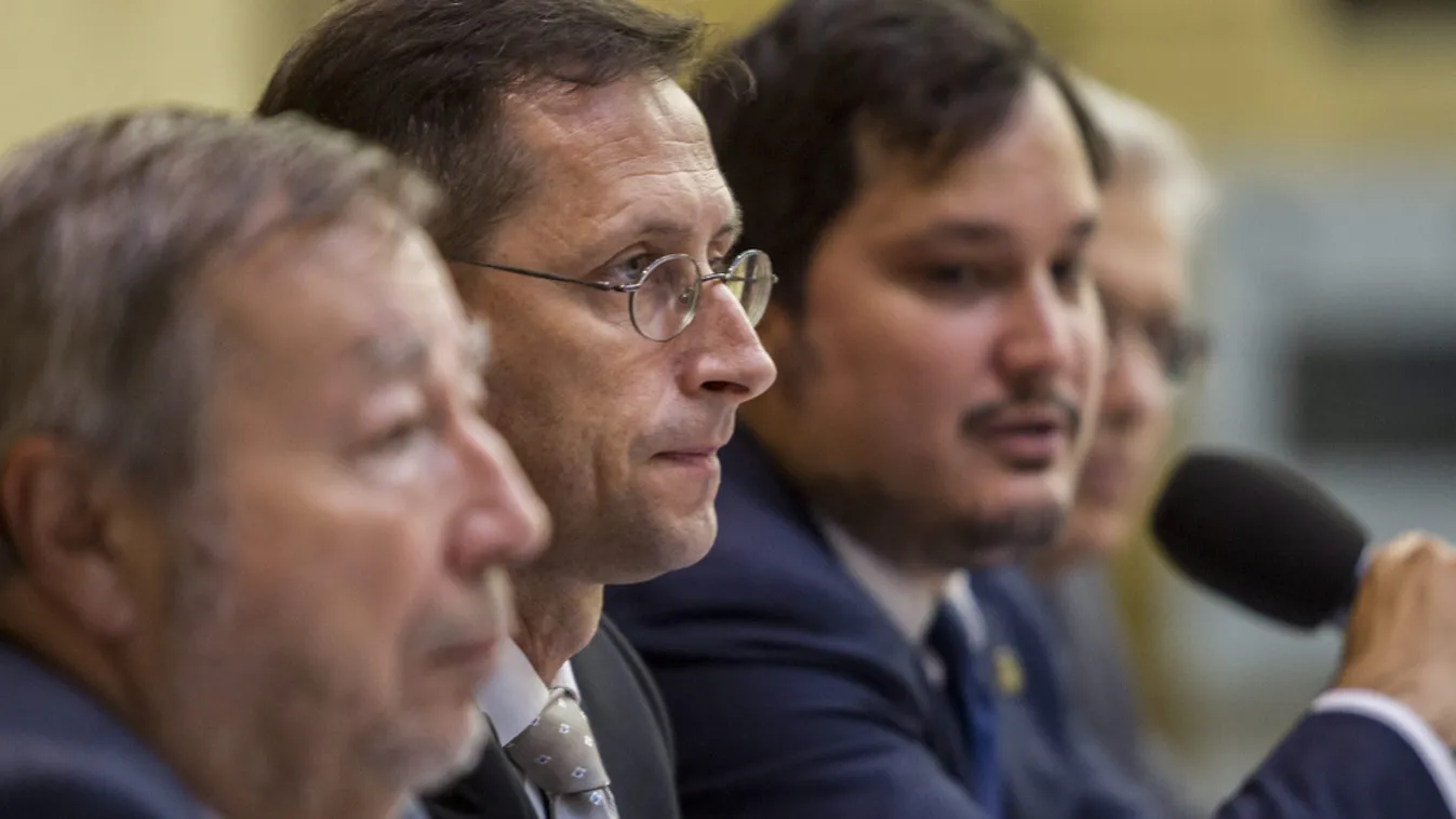 Varga Mihály: A magyar bankrendszer erős és működőképes