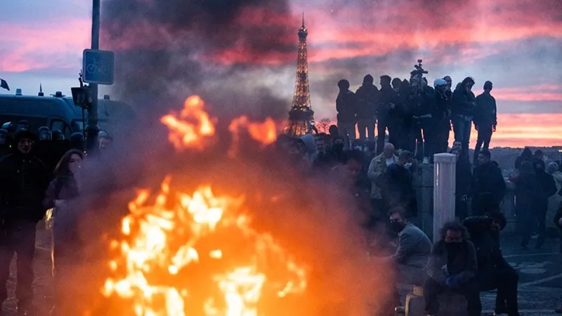 FRANCE - DEMONSTRATION AGAINST THE PENSION REFORM AND THE APPLICATION OF ARTICLE 49.3 IN CONCORD SQUARE IN FRONT OF THE NATIONAL ASSEMBLY