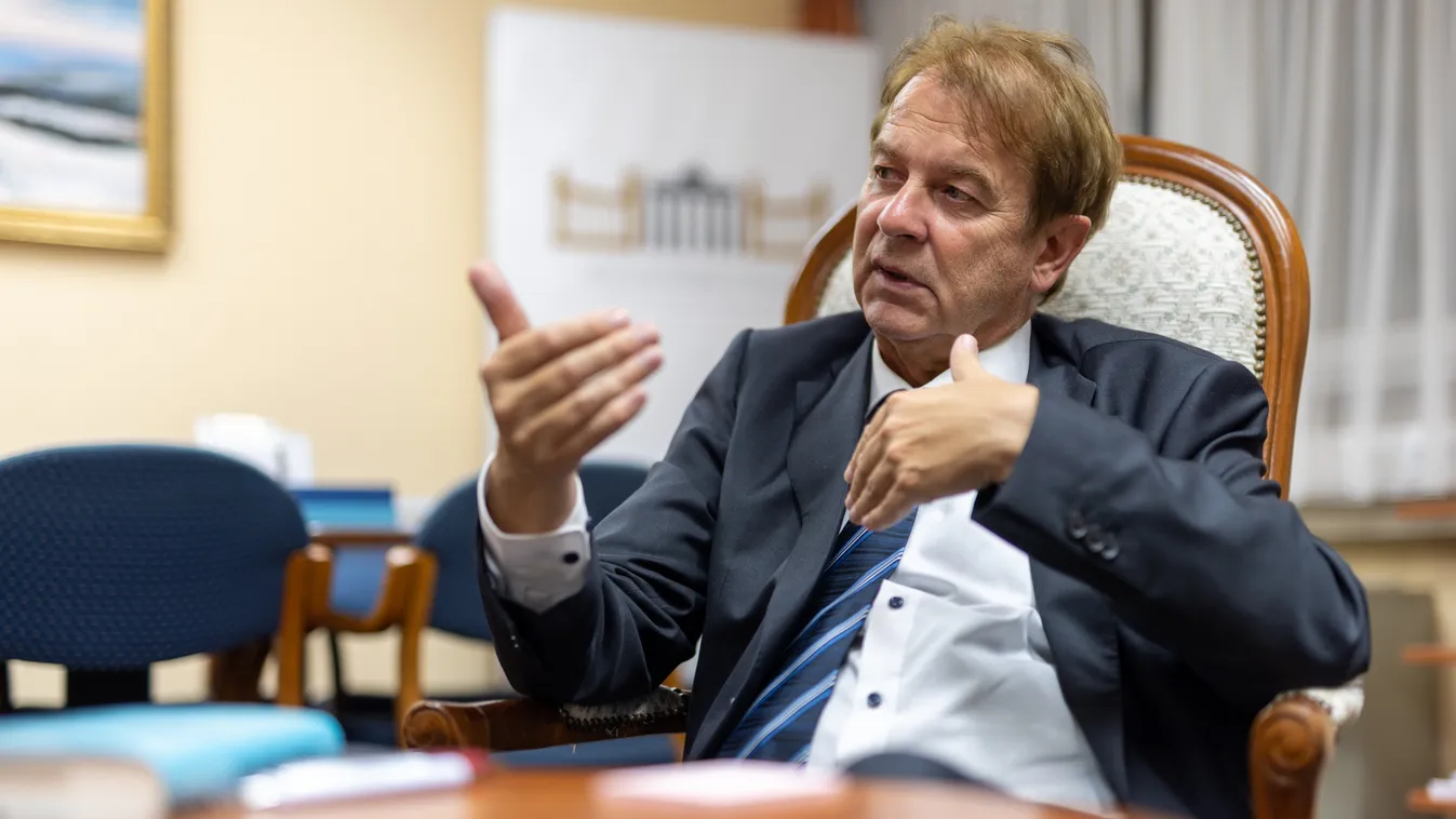 Minden régi szabályt felrúgnak a nemzetközi diplomáciában