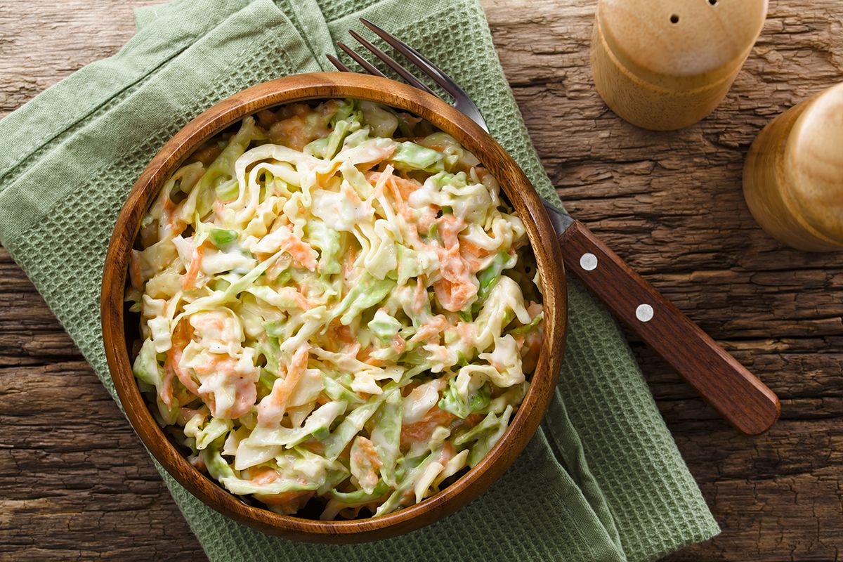 Coleslaw,Made,Of,Freshly,Shredded,White,Cabbage,And,Grated,Carrot