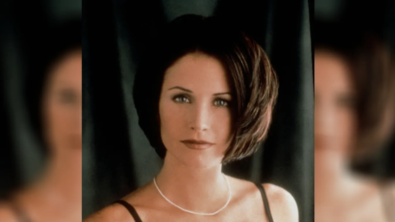 Így néz ki ma a Jóbarátok túlplaszikázott színésznője