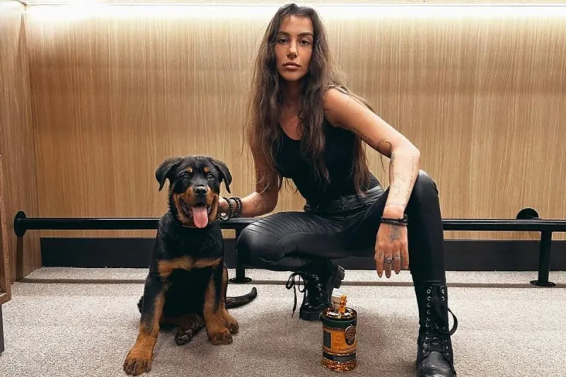 Tóth Andi és kutyája